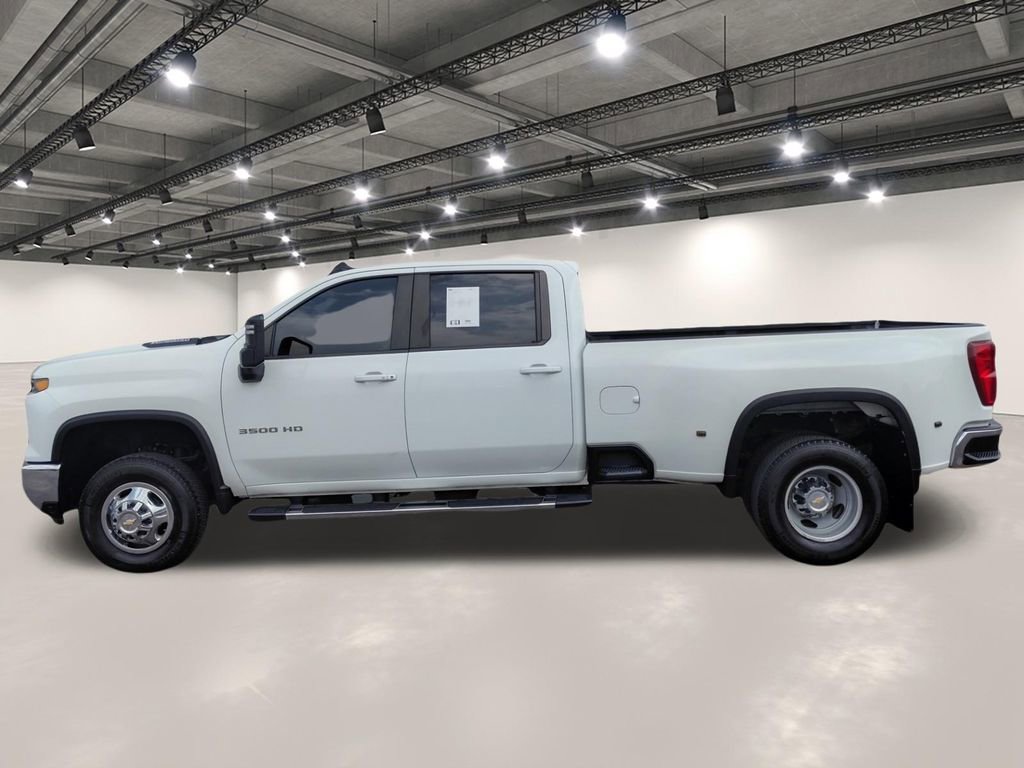 Used 2024 Chevrolet Silverado 3500 LT w/ Convenience Package RWD image 13