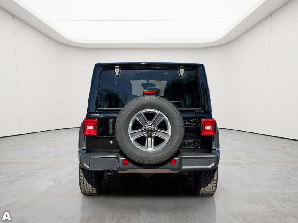 Used 2019 Jeep Wrangler Unlimited Sahara AWD/4WD image 5