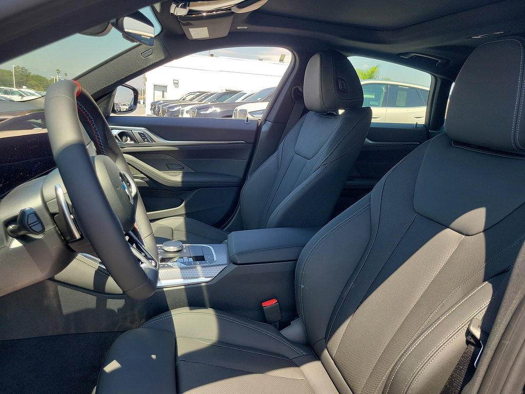 New 2026 BMW M440i w/ Premium Package RWD image 17