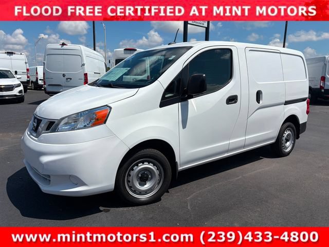 Used 2020 Nissan NV200 S FWD image 3