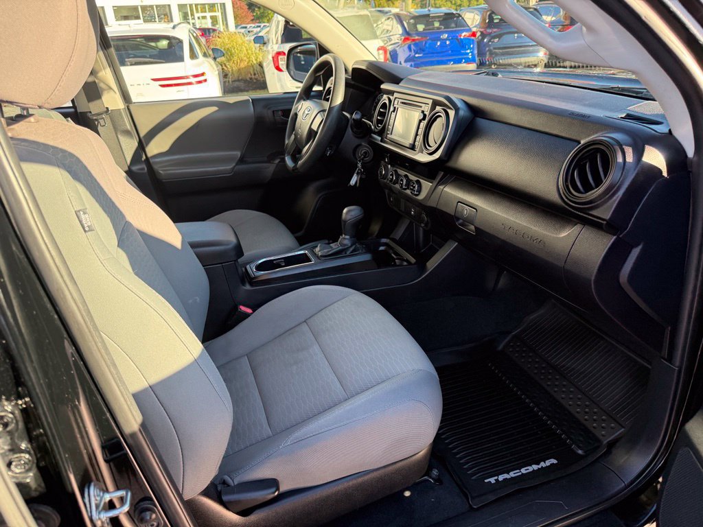 Used 2017 Toyota Tacoma SR w/ Tow Package AWD/4WD image 20