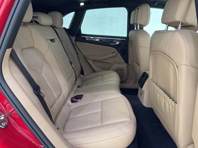Used 2025 Porsche Macan Turbo image 44