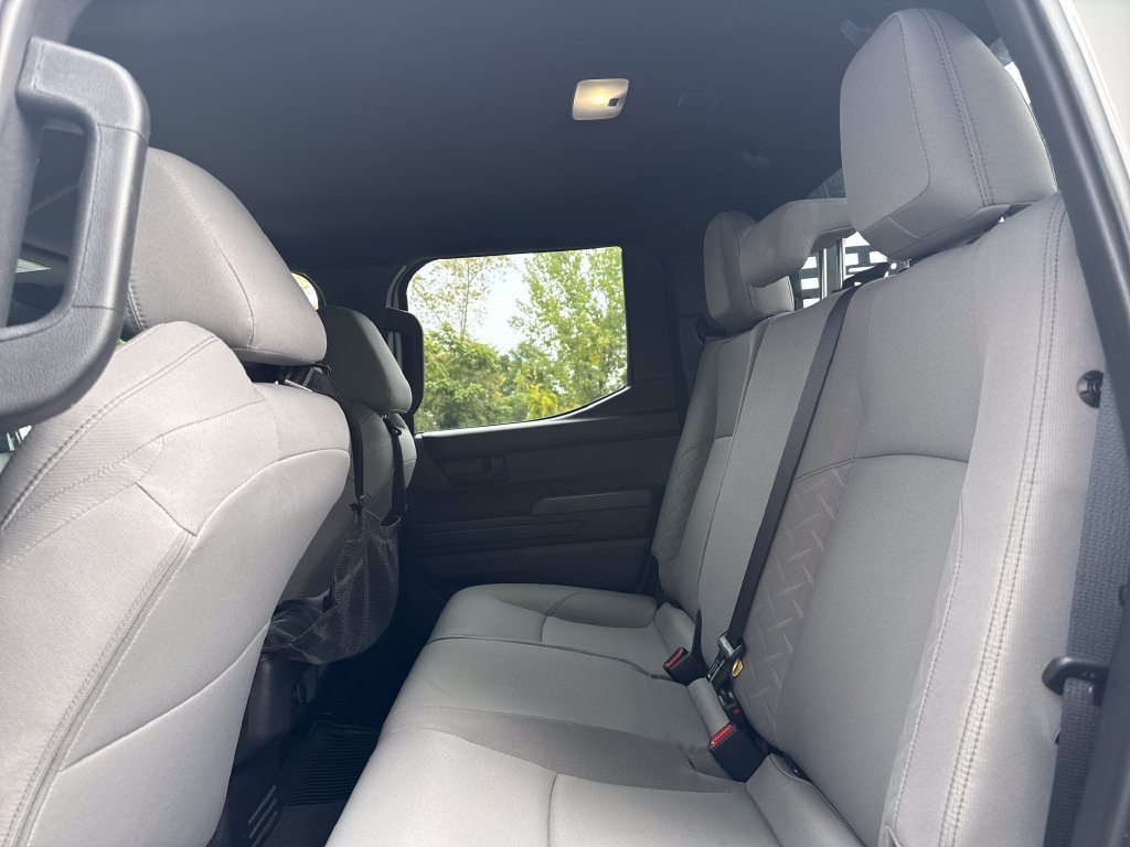 Used 2025 Toyota Tacoma SR5 AWD/4WD image 11