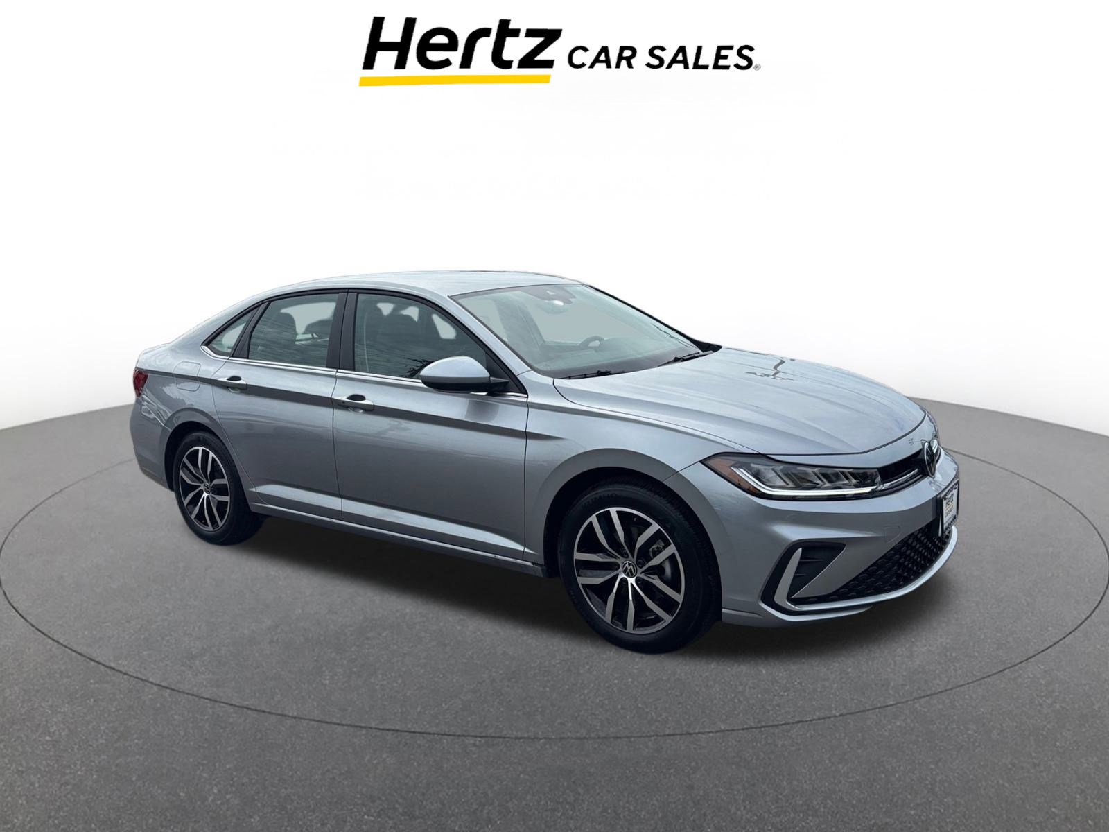 Used 2025 Volkswagen Jetta SE image 1