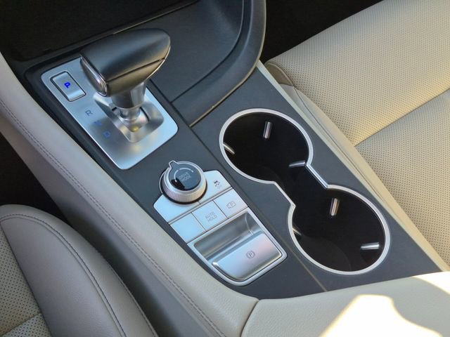 Used 2022 Genesis G70 2.0T image 12