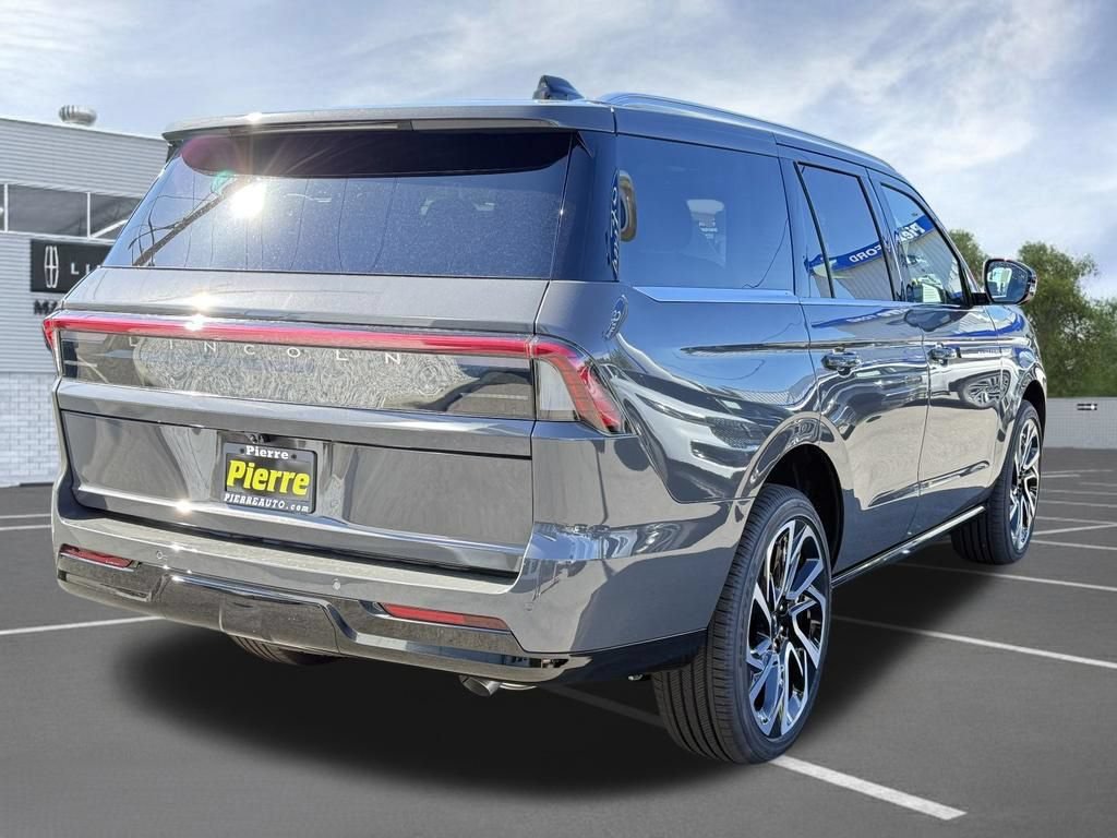 New 2027 Lincoln Navigator Black Label AWD/4WD image 7