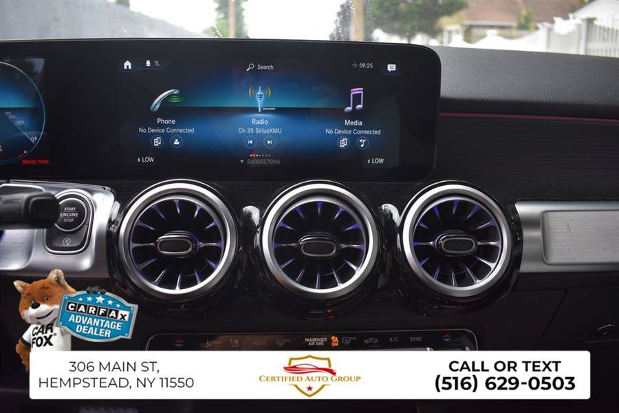 Used 2022 Mercedes-Benz GLB 35 AMG 4MATIC image 18