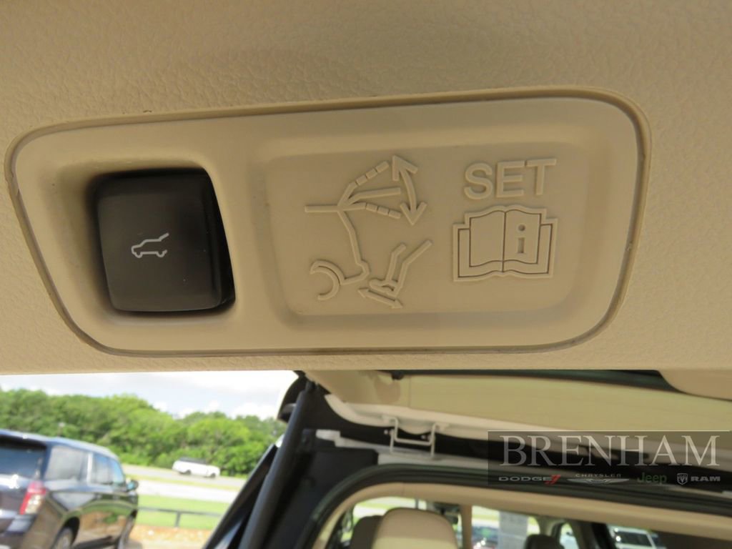 Used 2020 Lincoln Navigator Reserve w/ Luxury Package image 20