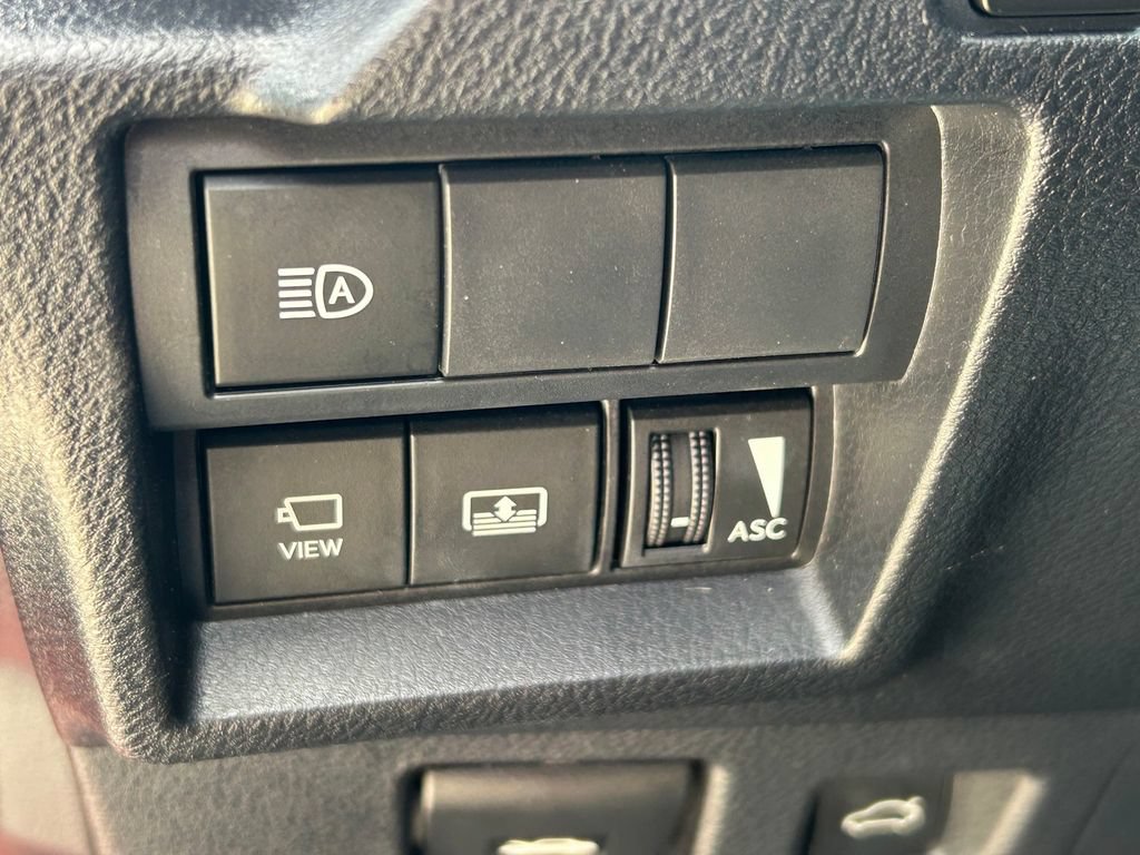 Used 2023 Lexus IS 500 RWD image 25