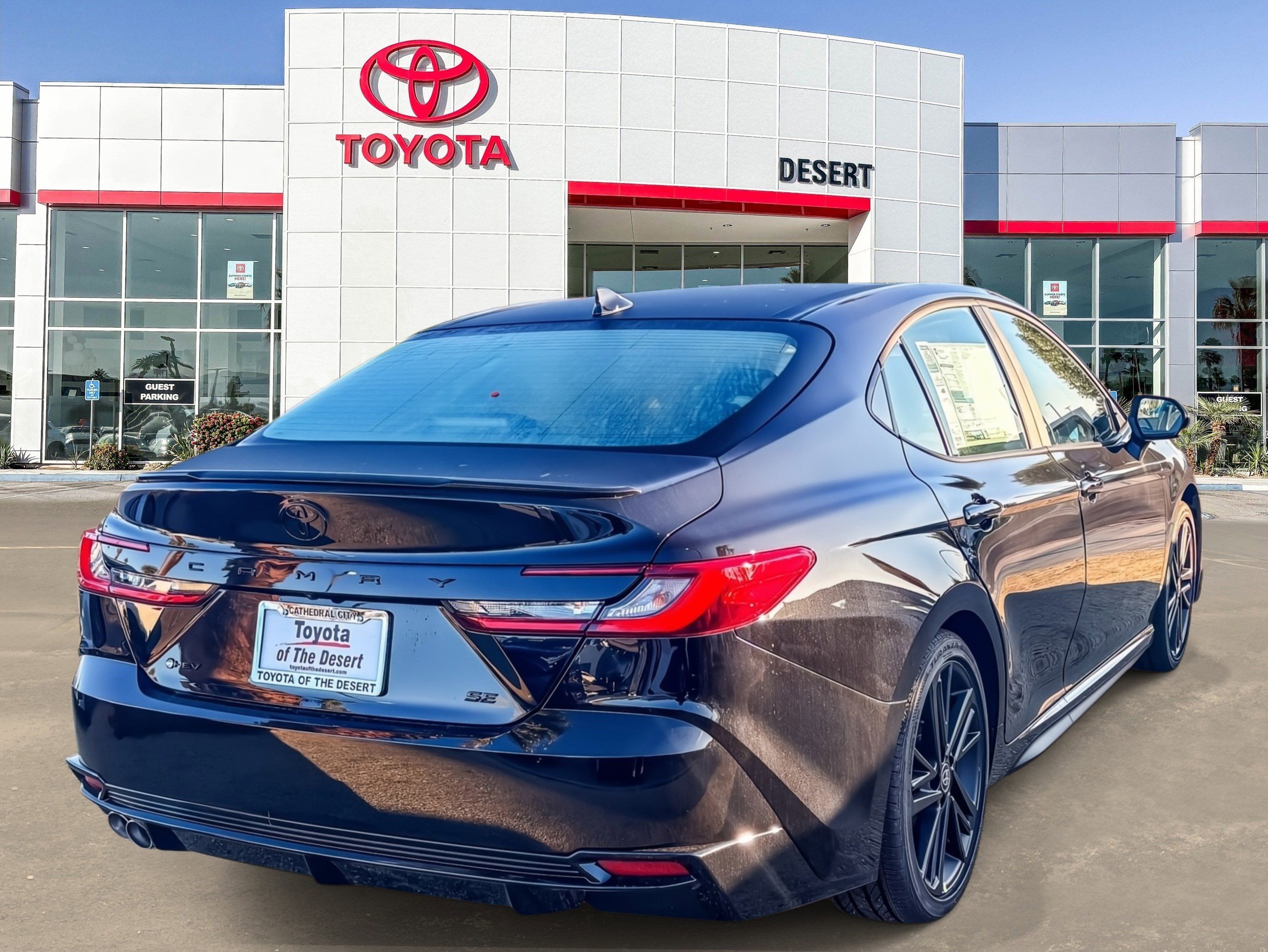 New 2026 Toyota Camry Hybrid FWD image 7