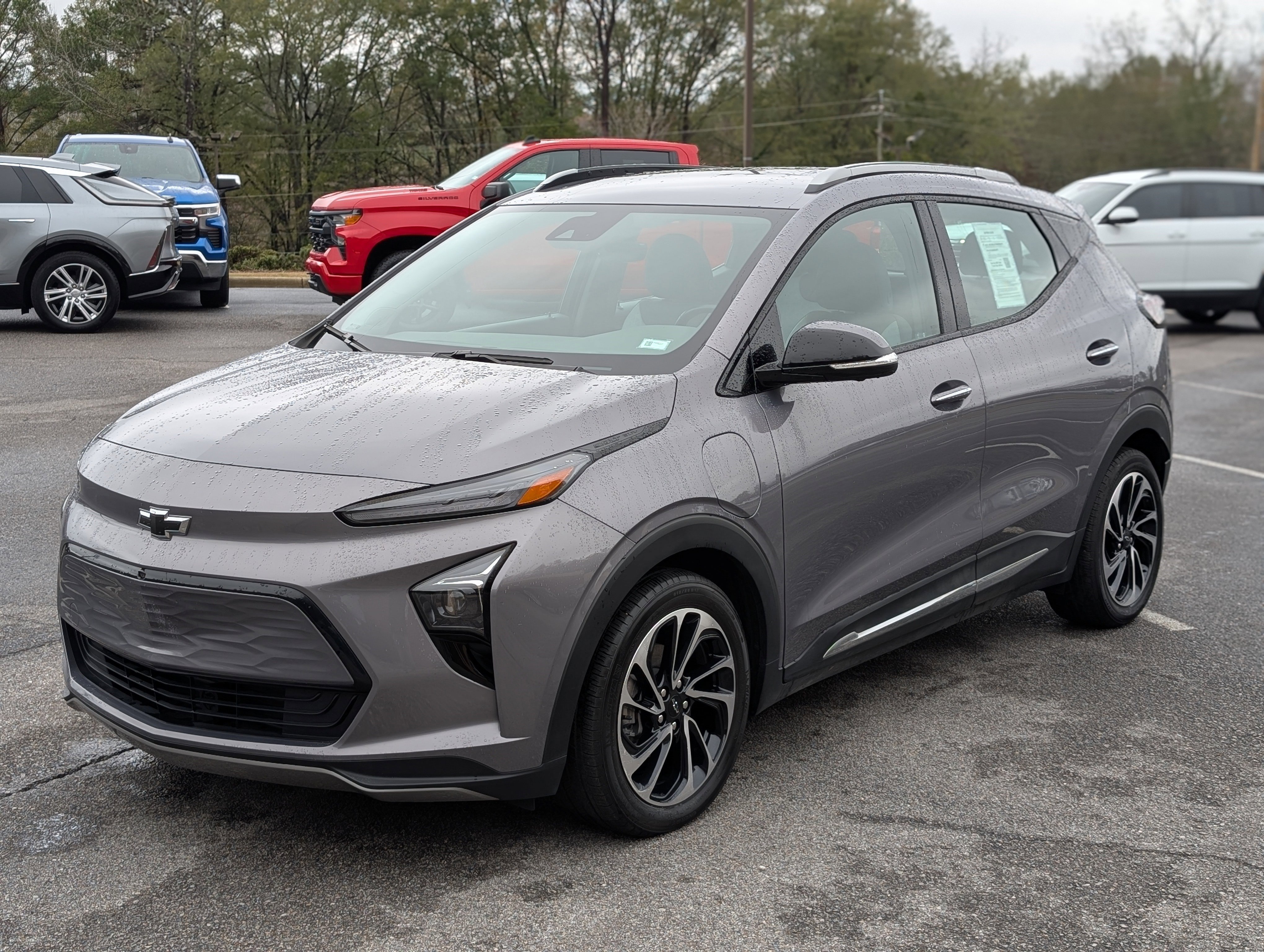 Used 2023 Chevrolet Bolt EUV Premier image 5