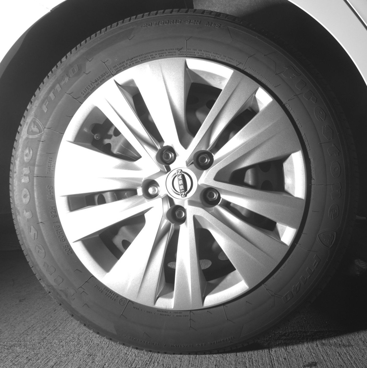 Used 2025 Nissan Sentra S FWD image 15