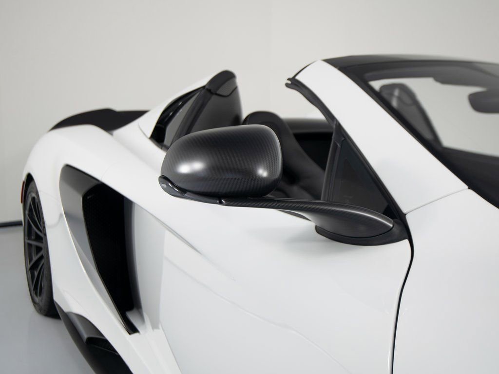 Used 2016 McLaren 675LT Spider image 42