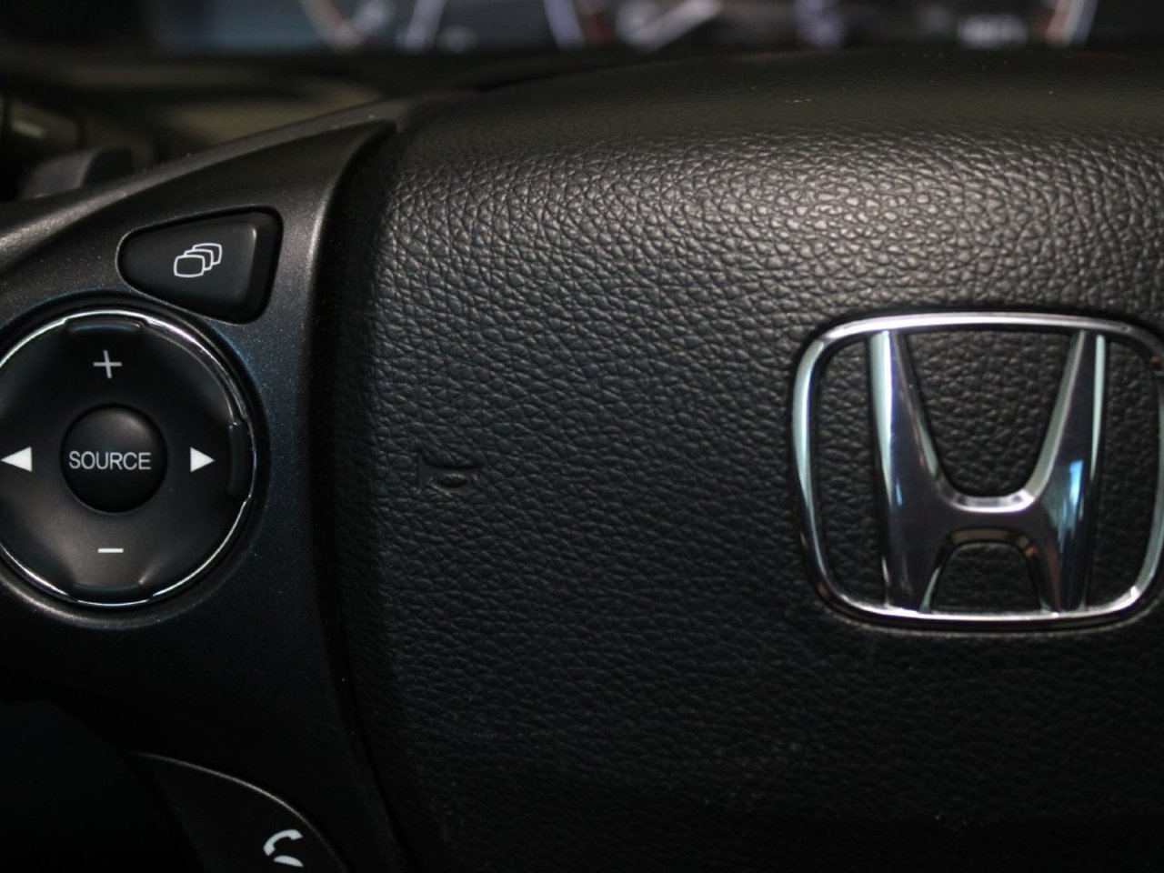 Used 2014 Honda Accord EX-L image 24
