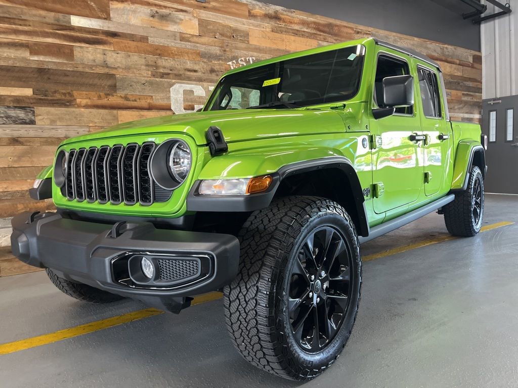 Used 2025 Jeep Gladiator Sport image 52