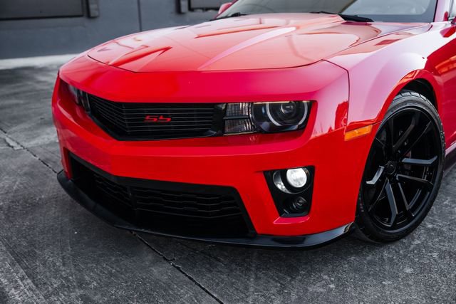 Used 2010 Chevrolet Camaro SS w/ RS Package image 19