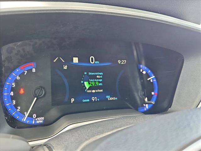 Used 2022 Toyota Corolla Cross XLE w/ Convenience Package FWD image 11