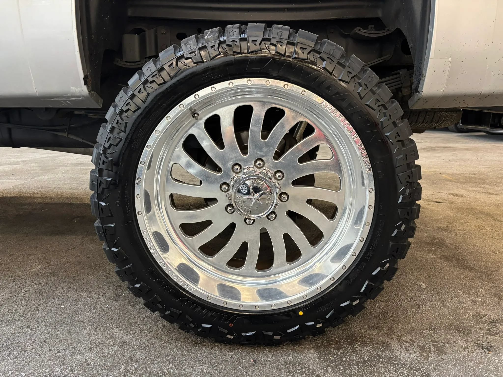 Used 2014 Chevrolet Silverado 3500 LTZ w/ LTZ Plus Package AWD/4WD image 11