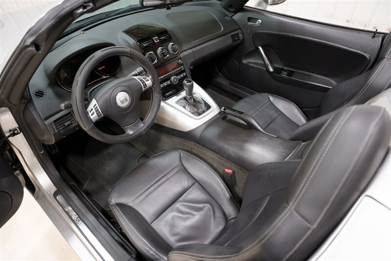 Used 2008 Saturn Sky w/ Premium Trim Package RWD image 9