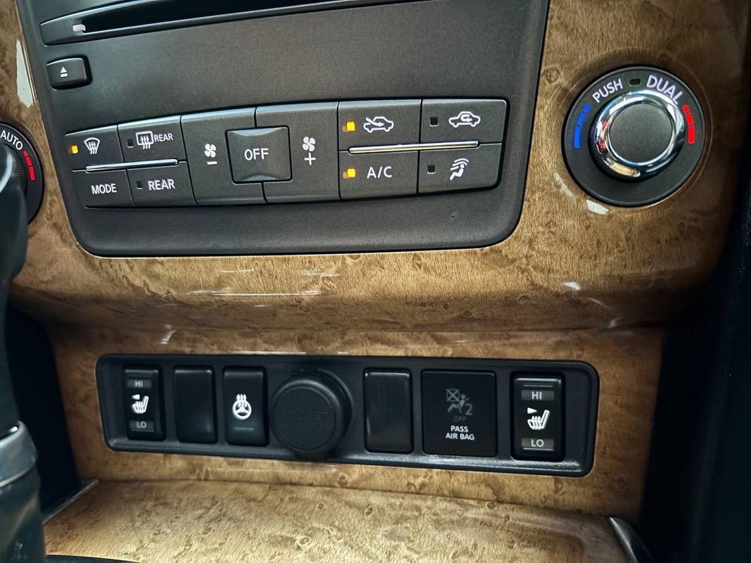 Used 2011 INFINITI QX56 4WD w/ Theater Pkg image 22