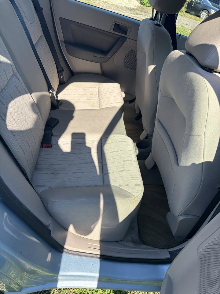 Used 2008 Ford Focus SE FWD image 22
