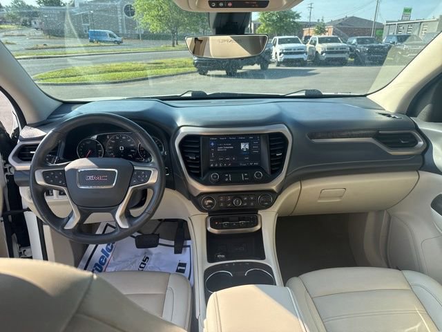 Used 2022 GMC Acadia Denali w/ Denali Ultimate Package FWD image 29