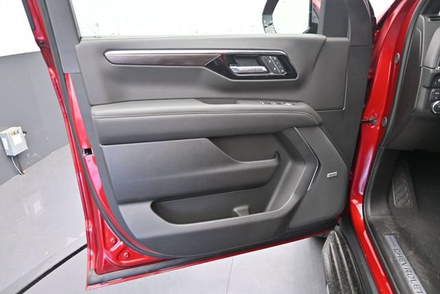 New 2026 Chevrolet Suburban Premier AWD/4WD image 20