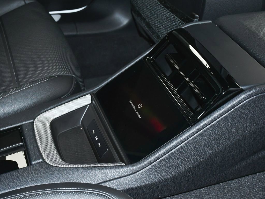 Used 2025 Porsche Panamera 4 image 54