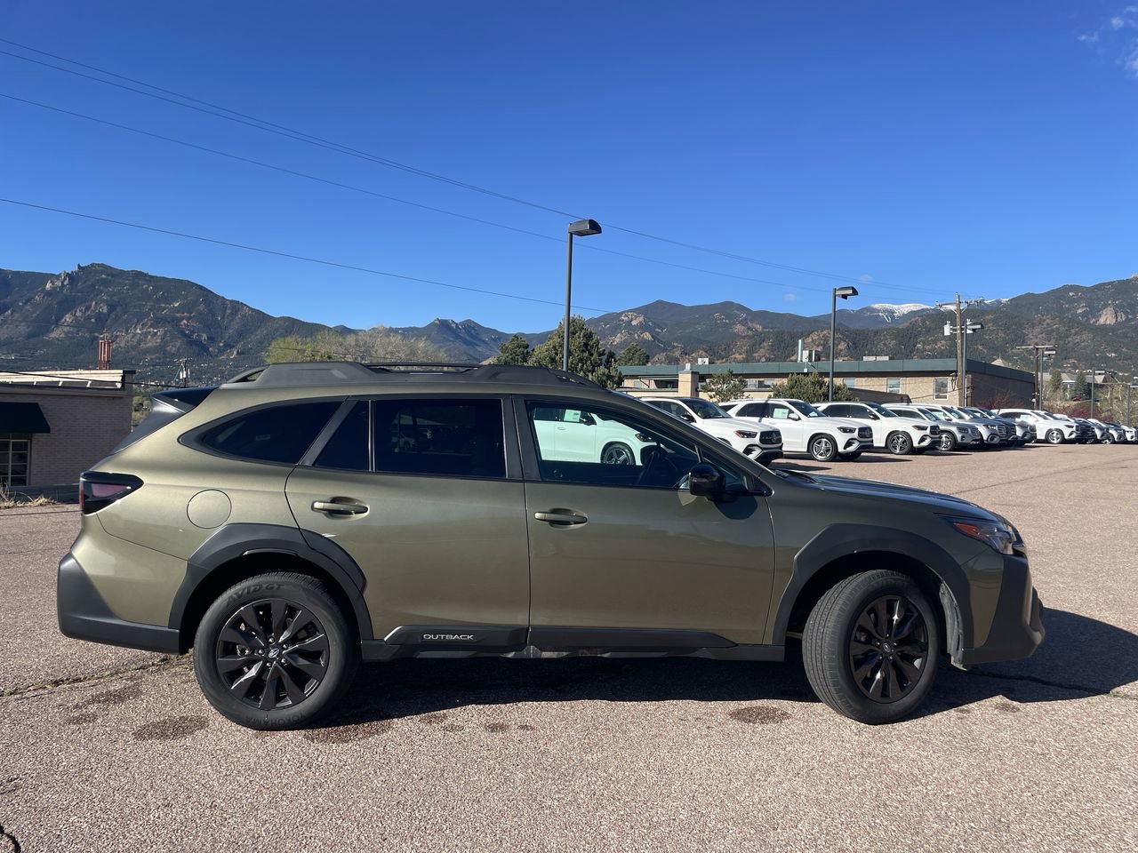 Used 2025 Subaru Outback Onyx Edition AWD/4WD image 8