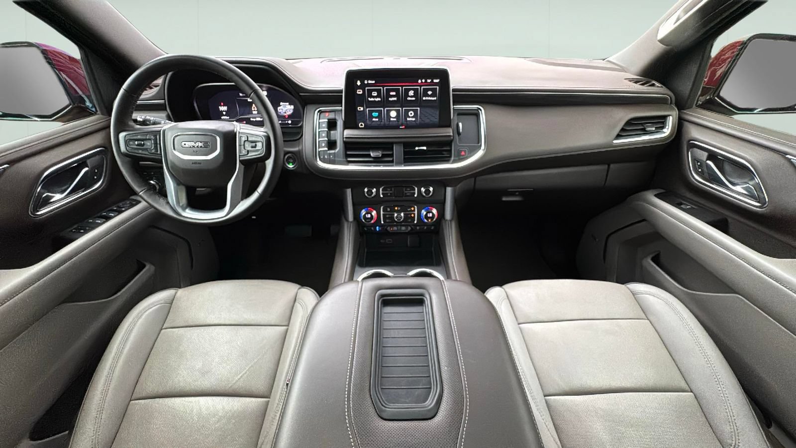 Used 2023 GMC Yukon XL SLT w/ SLT Luxury Package AWD/4WD image 12