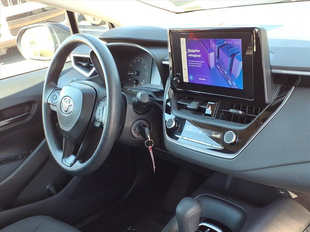Used 2024 Toyota Corolla LE image 12
