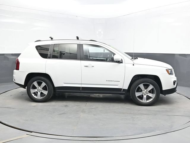 Used 2017 Jeep Compass High Altitude AWD/4WD image 8