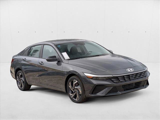 New 2025 Hyundai Elantra SEL image 7