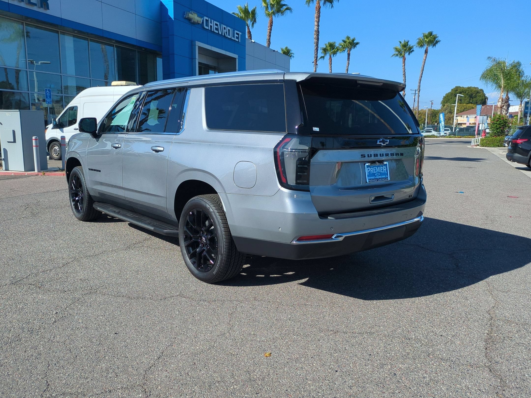 New 2026 Chevrolet Suburban LT w/ Comfort Package RWD image 3