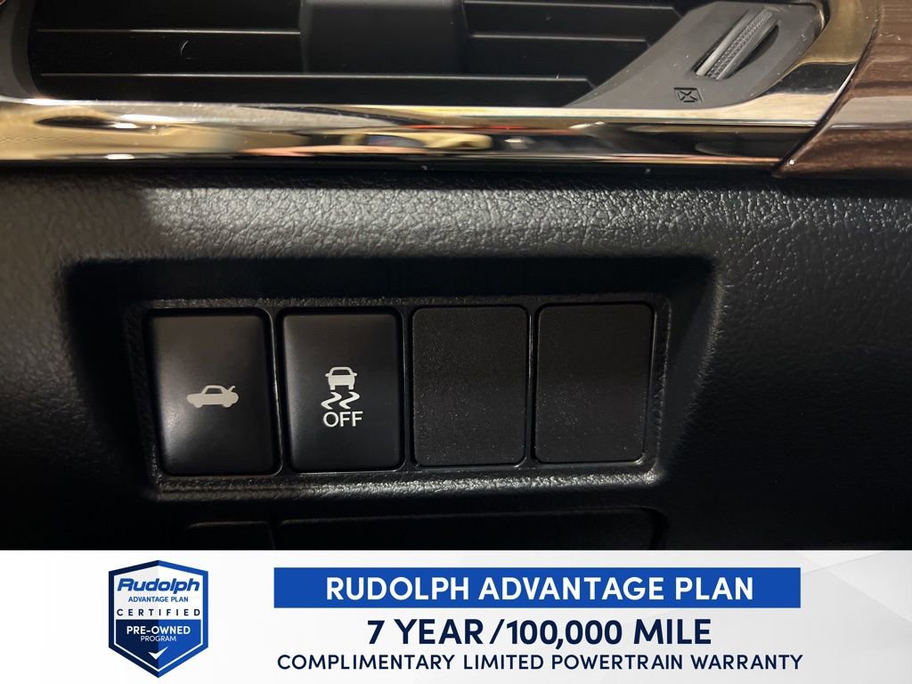 Used 2013 Toyota Avalon XLE image 32