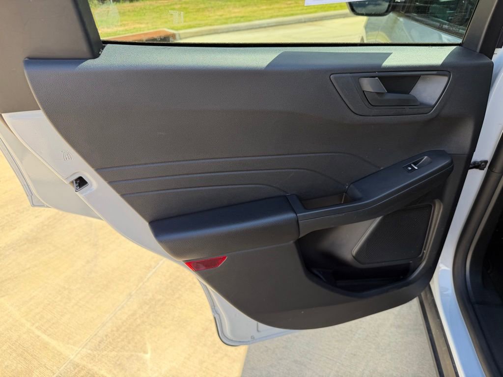 Used 2025 Ford Escape Active AWD/4WD image 14