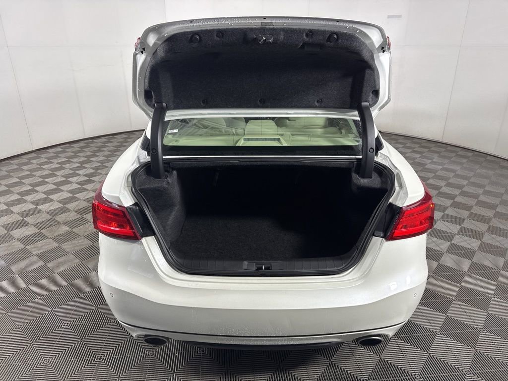 Used 2018 Nissan Maxima Platinum image 8