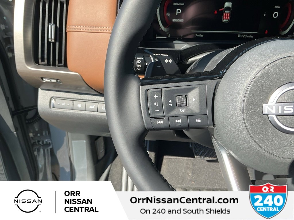 New 2025 Nissan Pathfinder Platinum w/ Cargo Package image 20