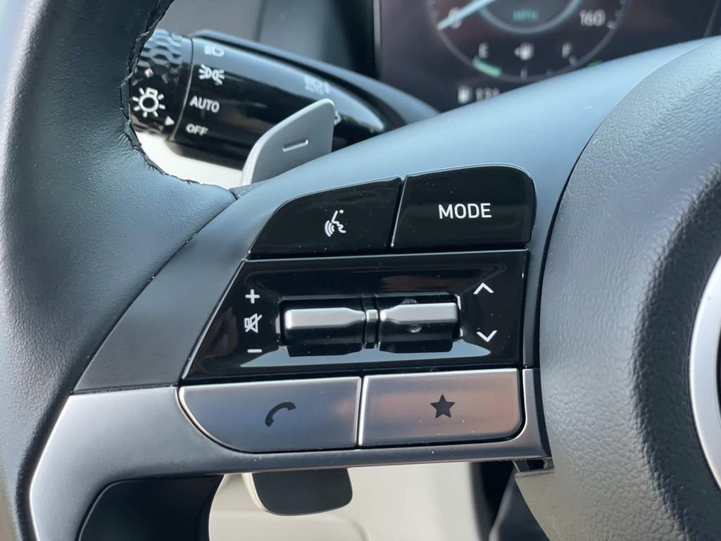 Certified 2024 Hyundai Tucson Limited image 19