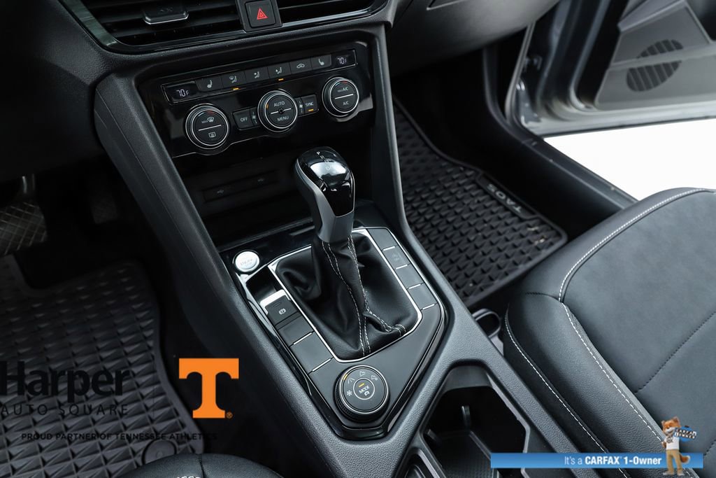 Used 2024 Volkswagen Taos SE w/ Panoramic Sunroof Package image 24