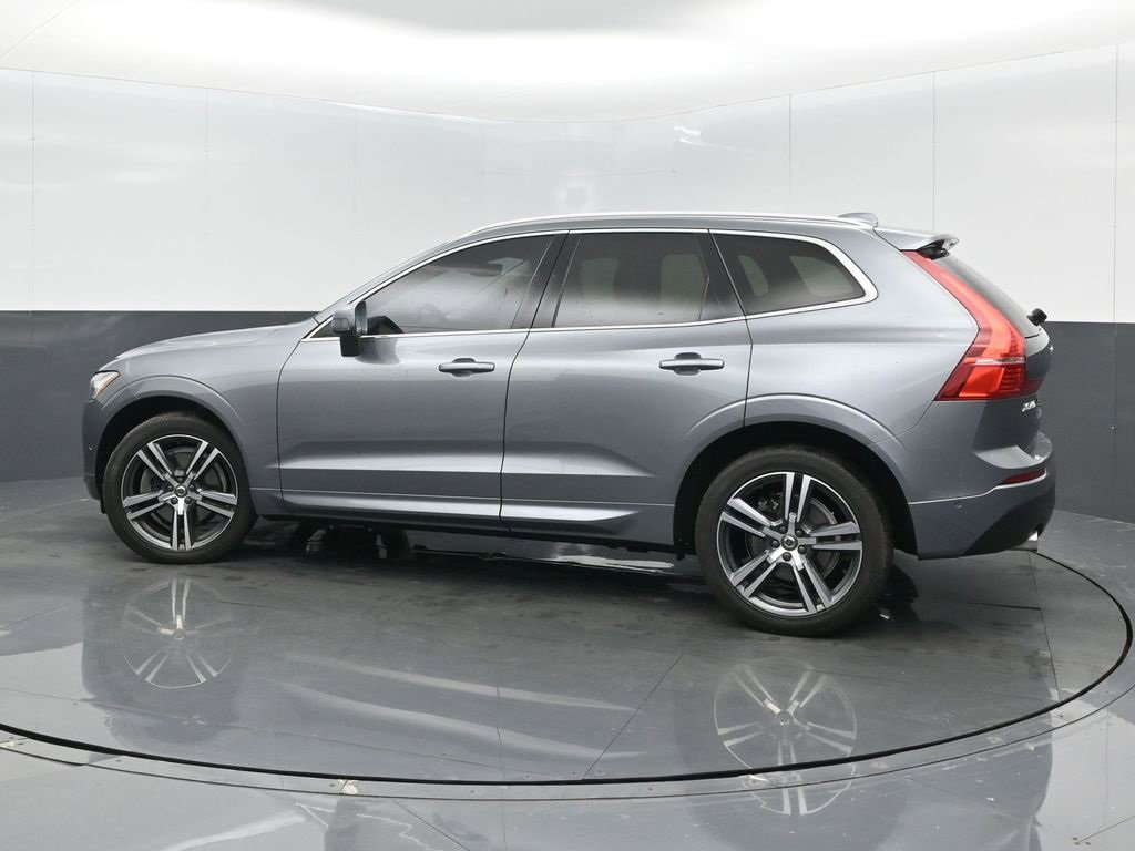 Used 2019 Volvo XC60 T6 Momentum w/ Multimedia Package image 5