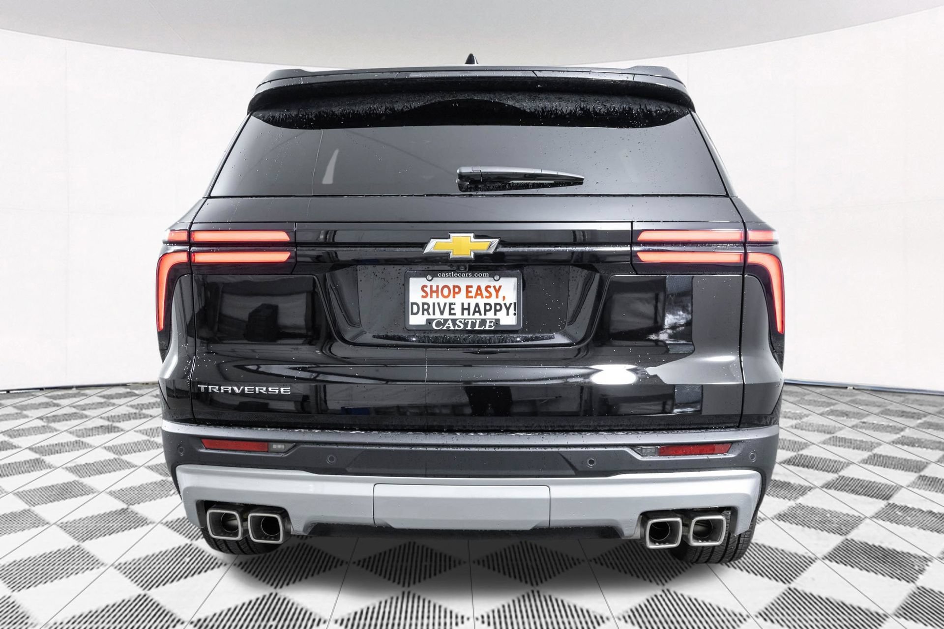 Used 2026 Chevrolet Traverse LT FWD image 16