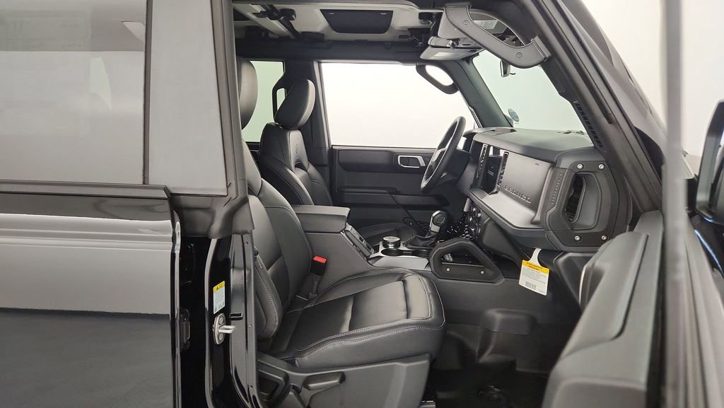 New 2026 Ford Bronco Badlands image 31