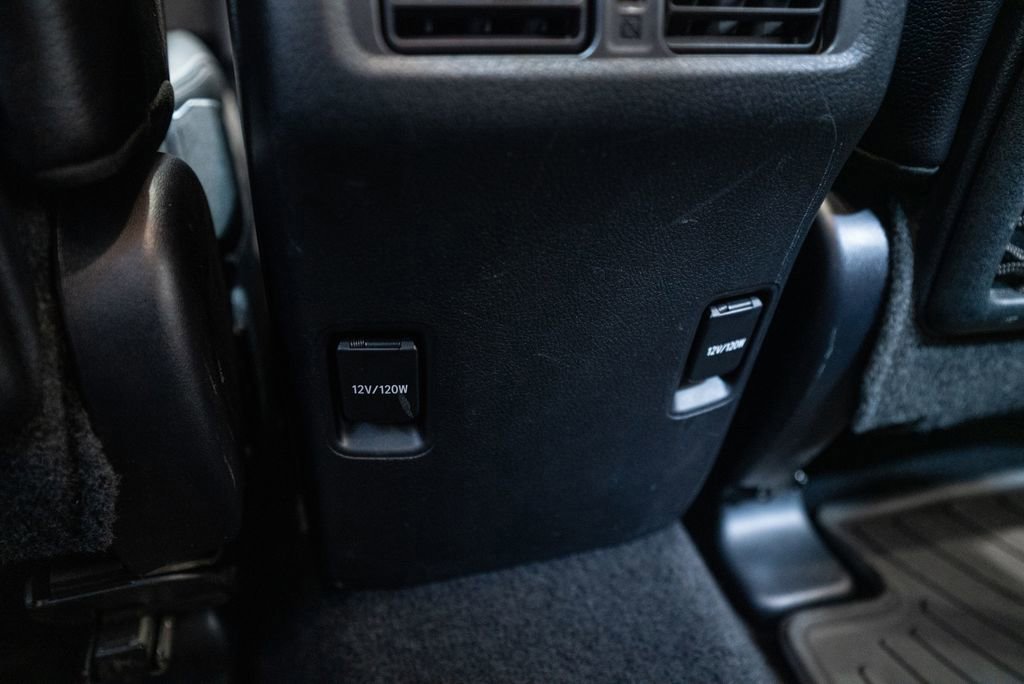 Used 2016 Toyota 4Runner Limited image 37