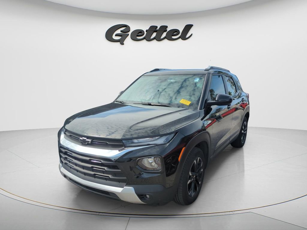 Used 2023 Chevrolet TrailBlazer LT w/ Convenience Package image 2