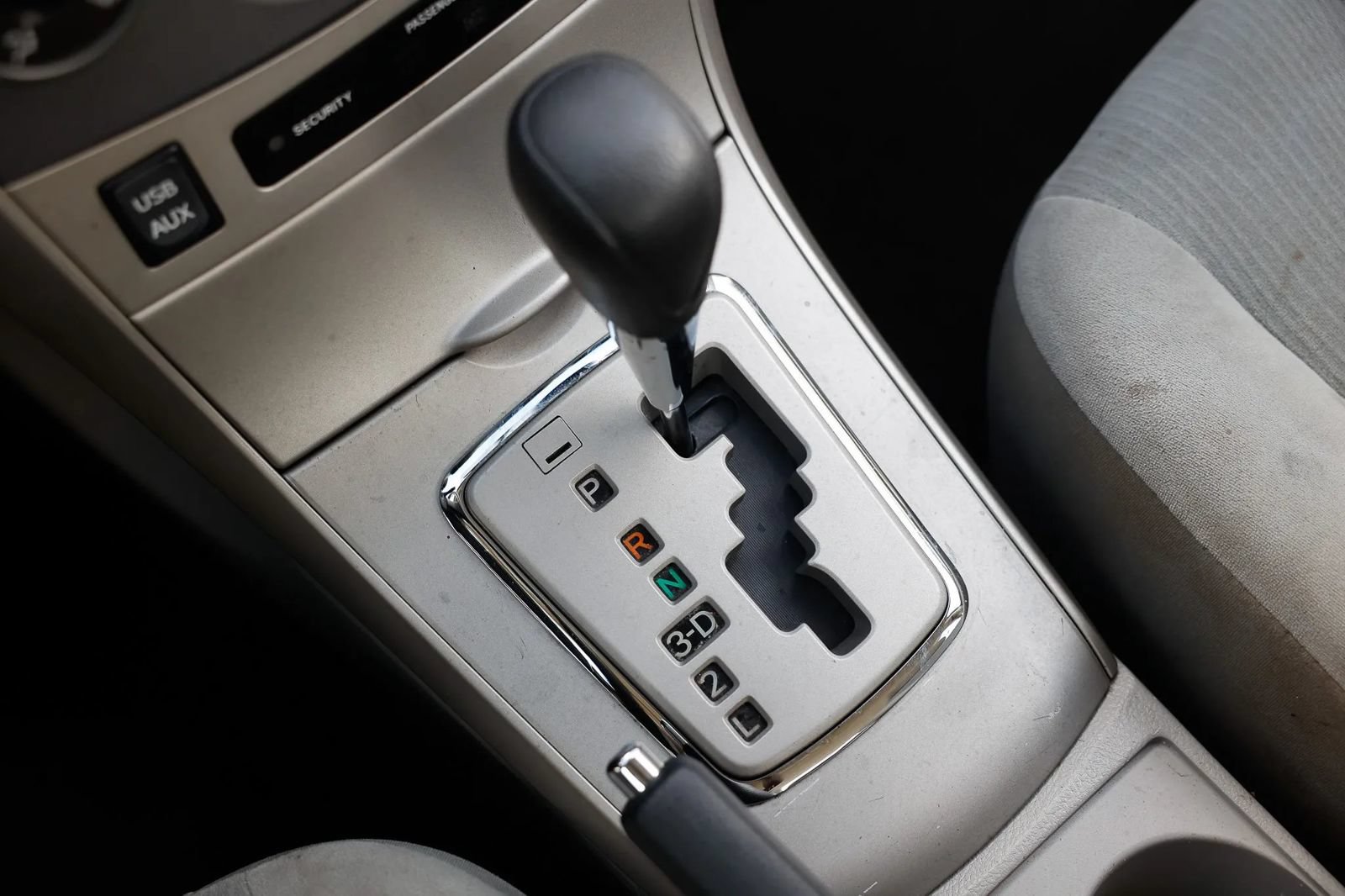 Used 2012 Toyota Corolla LE FWD image 33