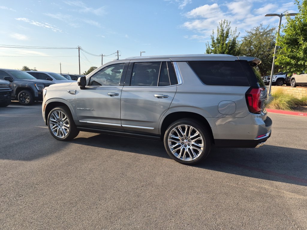 New 2026 GMC Yukon Denali w/ Denali Reserve Package AWD/4WD image 6