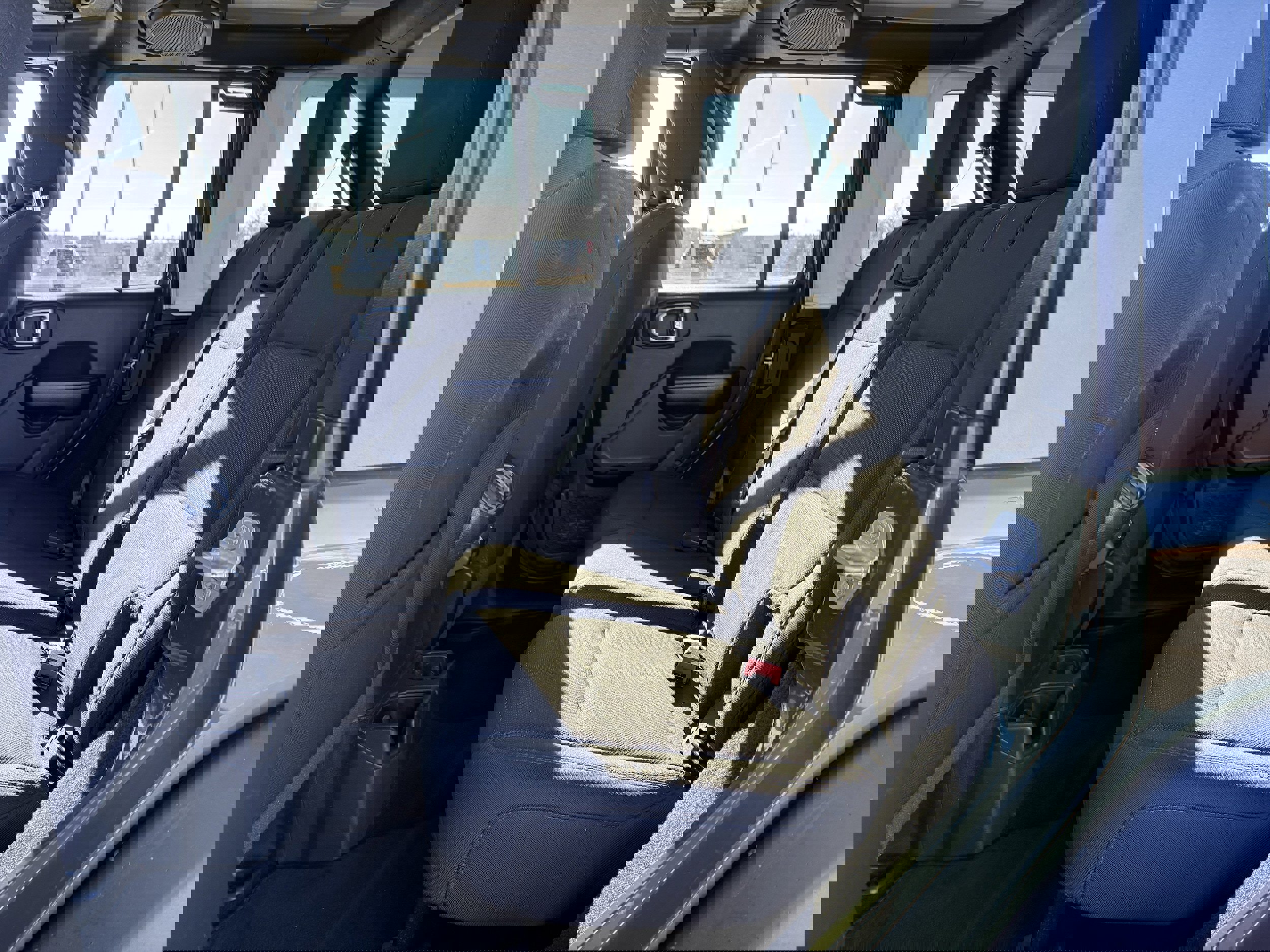 Used 2021 Jeep Wrangler Unlimited Sport image 31