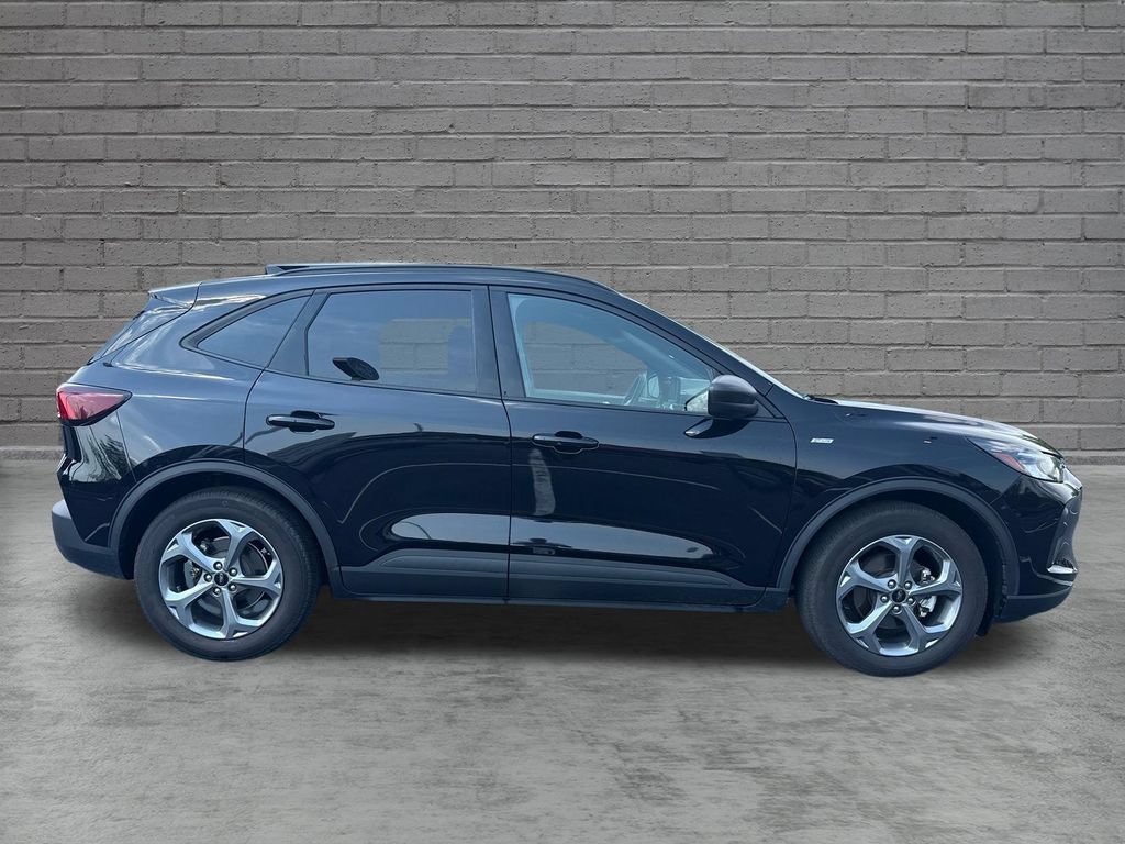 Used 2025 Ford Escape ST-Line FWD image 9