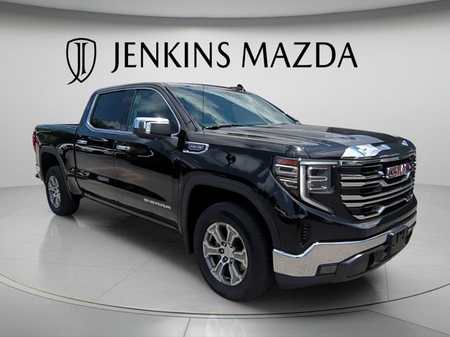 Used 2025 GMC Sierra 1500 SLT RWD image 1